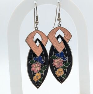 Vintage long dangle enamel cloisonne floral design dangle earrings